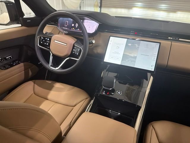 New 2026 Ostuni Pearl White Land Rover SE image 20