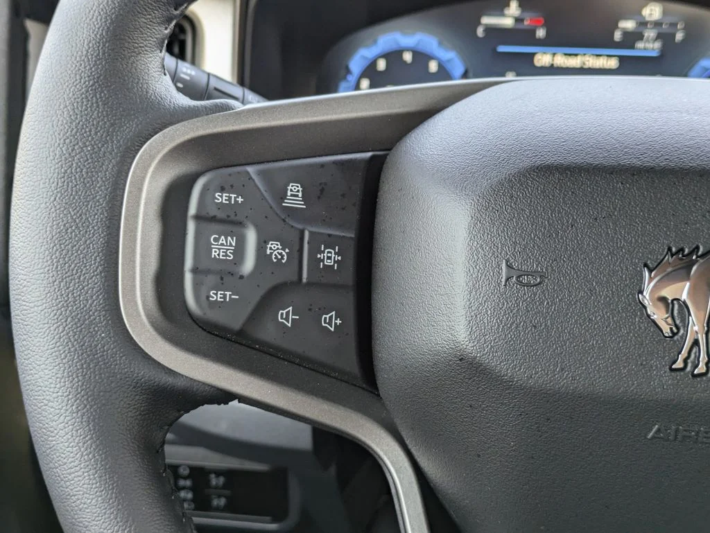 New 2026 Avalanche Gray Ford Outer Banks image 26