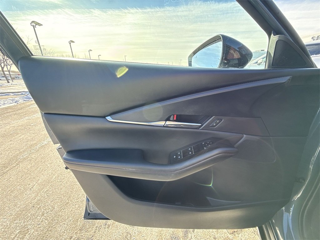 2023 MAZDA CX-30 - Image 12
