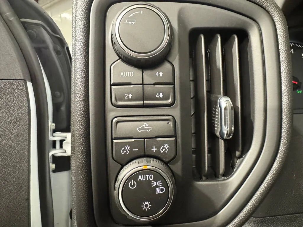 2026 Chevrolet Silverado 1500 Custom Trail Boss - Photo 17