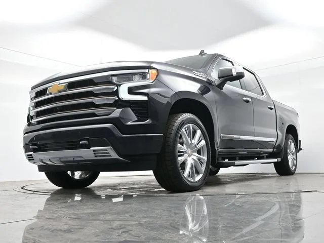 Used 2022 Dark Ash Metallic Chevrolet High Country image 27