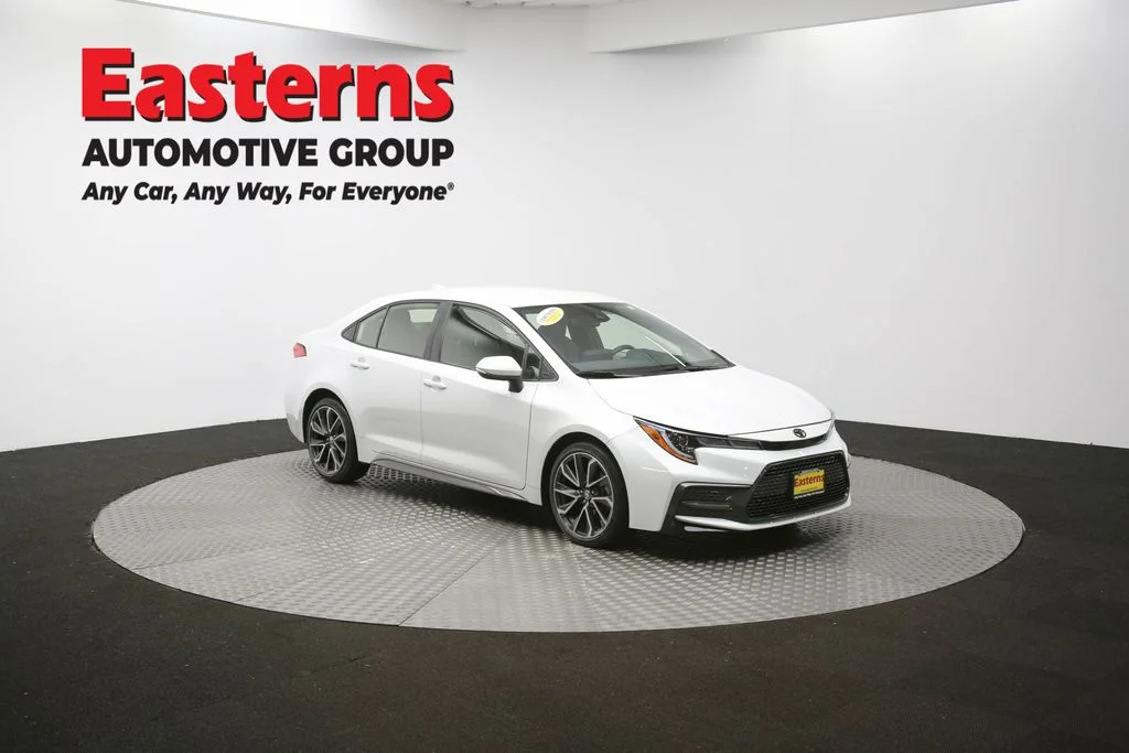 Used 2022 White Toyota SE image 47
