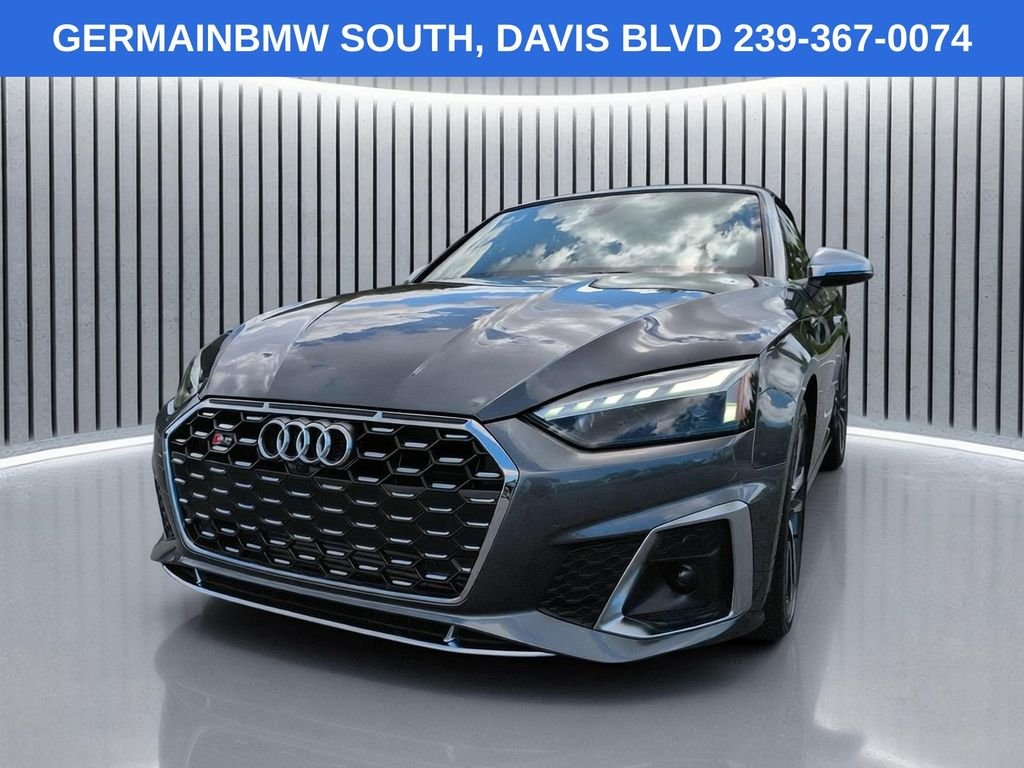 Used 2023 Daytona Gray Pearl Effect/Black Roof Audi 3.0T Premium Plus image 9