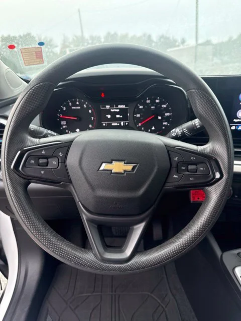 Used 2024 White Chevrolet LS image 29