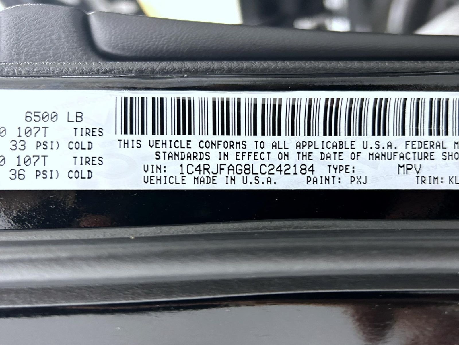 Used 2020 Black Jeep Altitude image 25