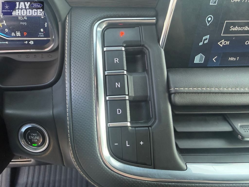 Used 2023 White Chevrolet Premier image 29