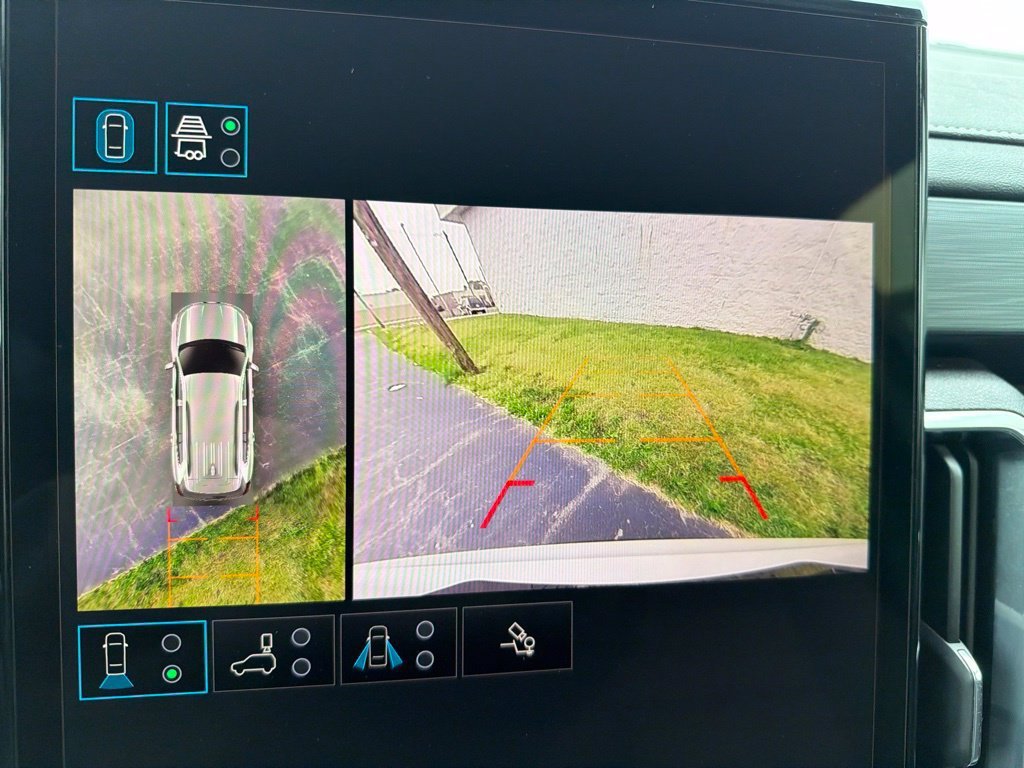 Used 2026 Summit White GMC Elevation image 27