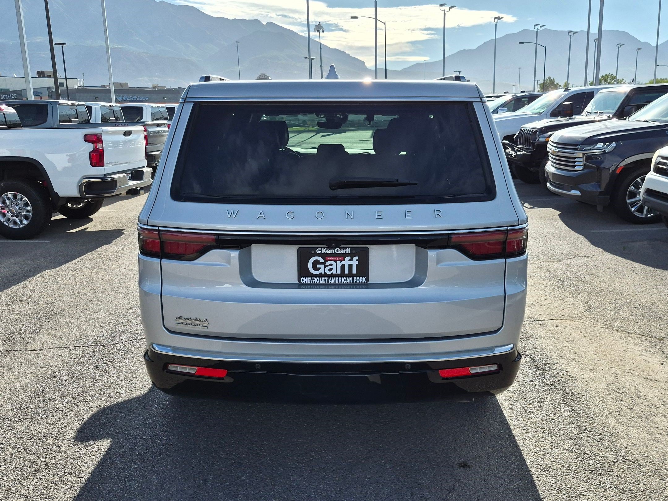 Used 2023 Silver Zynith Jeep Base image 4