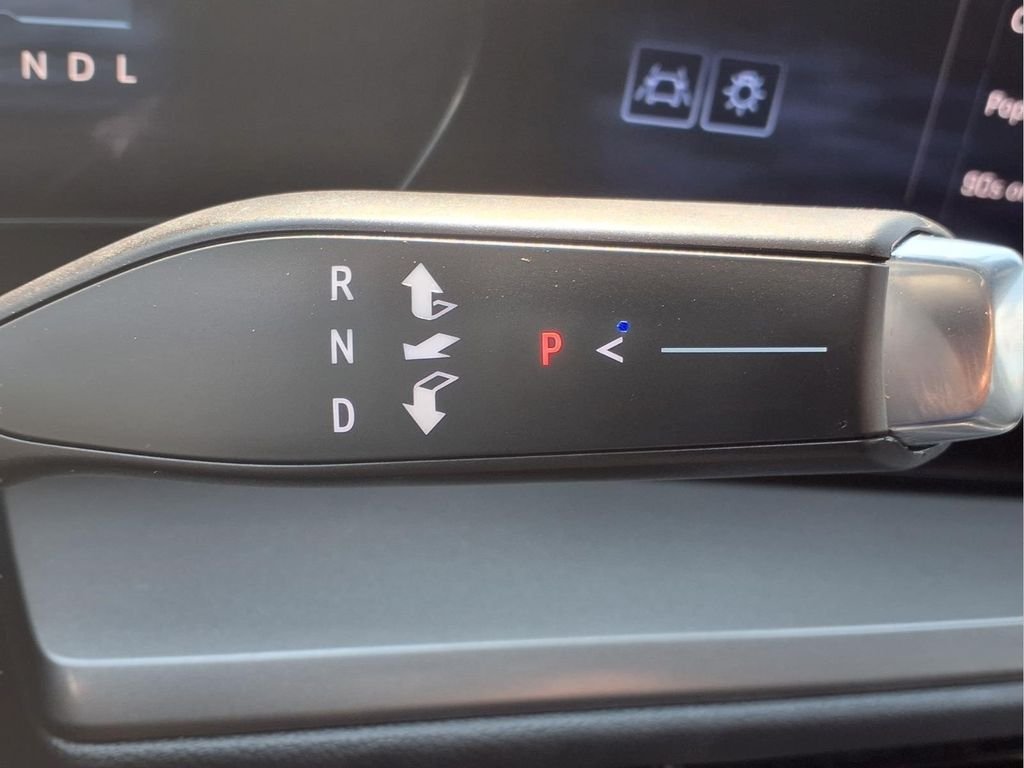 Used 2026 White Chevrolet LT image 19