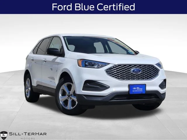Used 2023 White Ford SE image 1