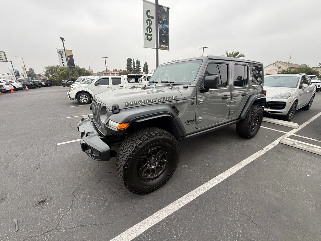 2023 Jeep Wrangler High Tide's photo