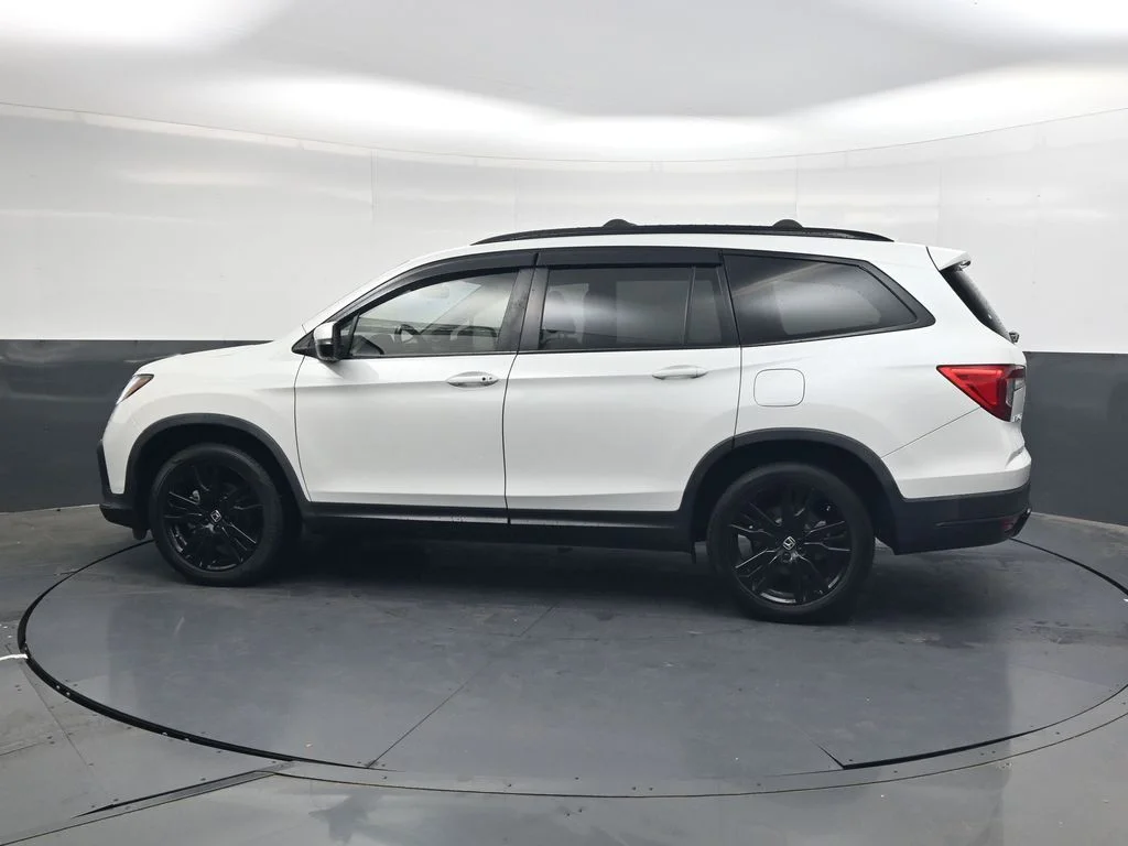 Used 2022 Platinum White Pearl Honda Special Edition image 7
