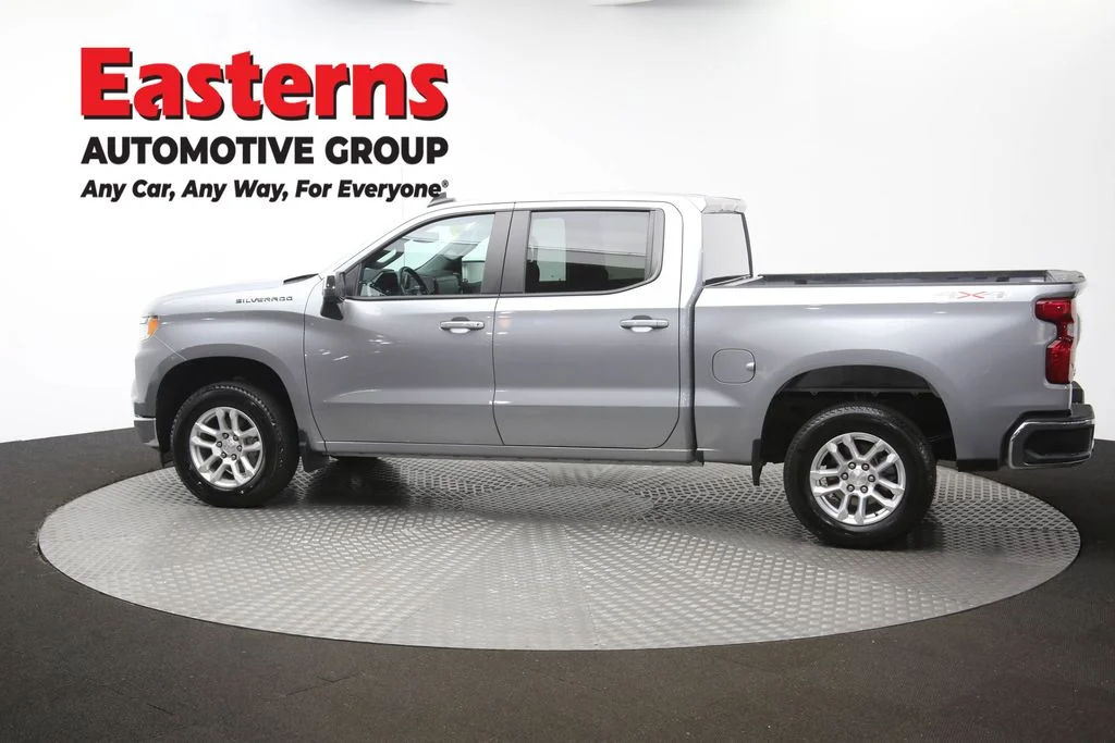 Used 2023 Gray Chevrolet LT image 63