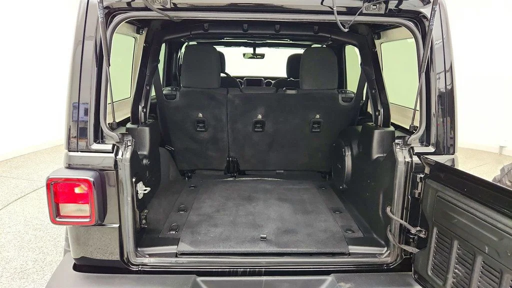 Used 2022 Black Clearcoat Jeep Unlimited Willys 4x4 w/ Sky One-Touch Top & Alpine Audio image 24