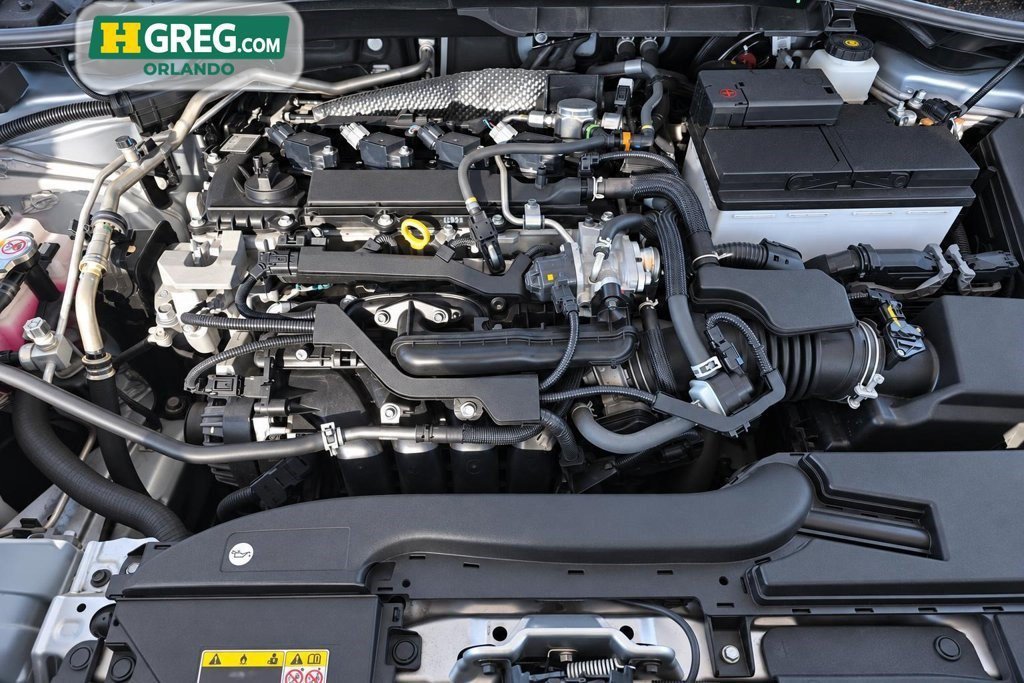 Used 2025 Sonic Silver Toyota L image 13