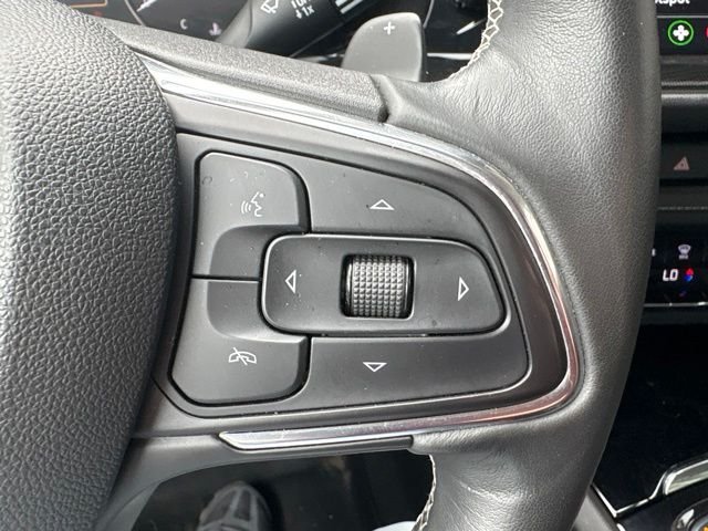 Used 2023 Red Buick Preferred image 24
