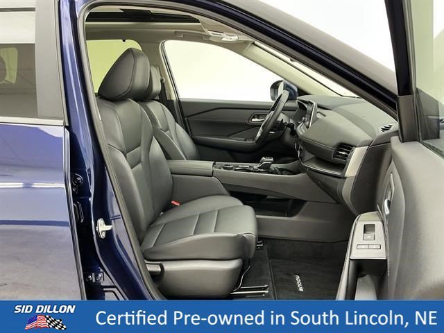 Used 2024 Deep Ocean Blue Pearl Nissan SV image 24