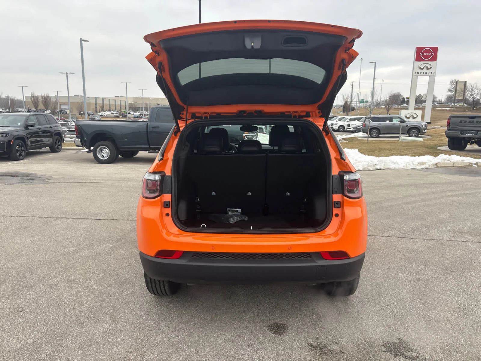 New 2026 Joose Jeep Limited Altitude image 11