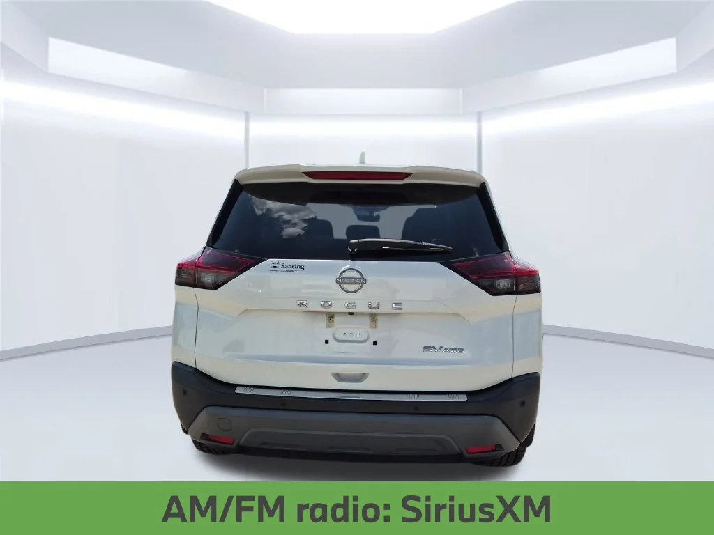 Used 2022 White Nissan SV image 5