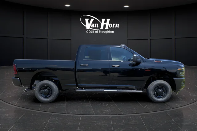 New 2025 Diamond Black Crystal Pearl-Coat Exterior Paint RAM Tradesman image 2