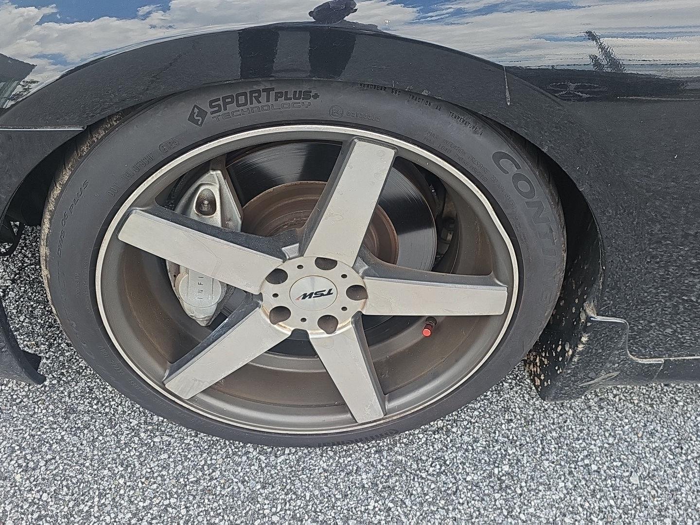 Used 2012 Black Obsidian INFINITI Journey image 12