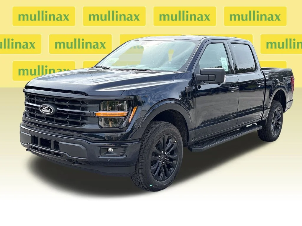 New 2026 Blue Ford XLT image 13