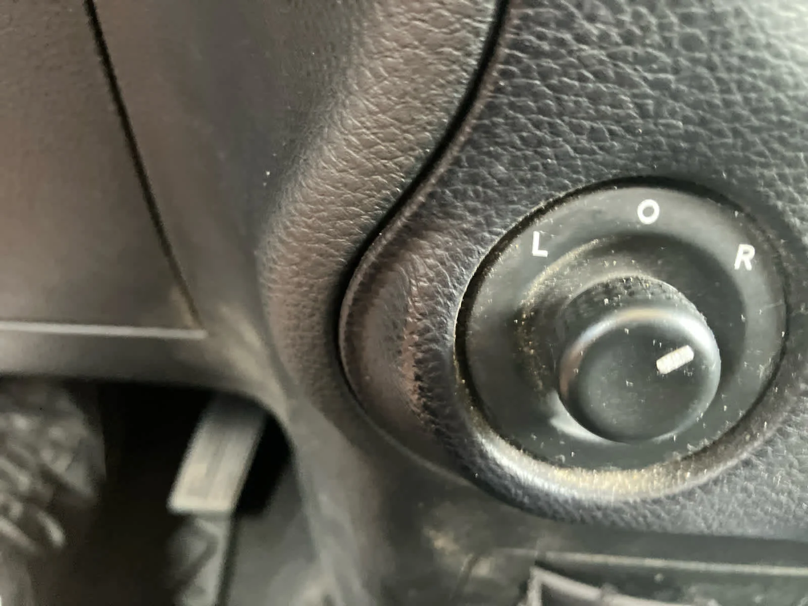 Used 2016 Bright White Clearcoat Jeep Sport image 23