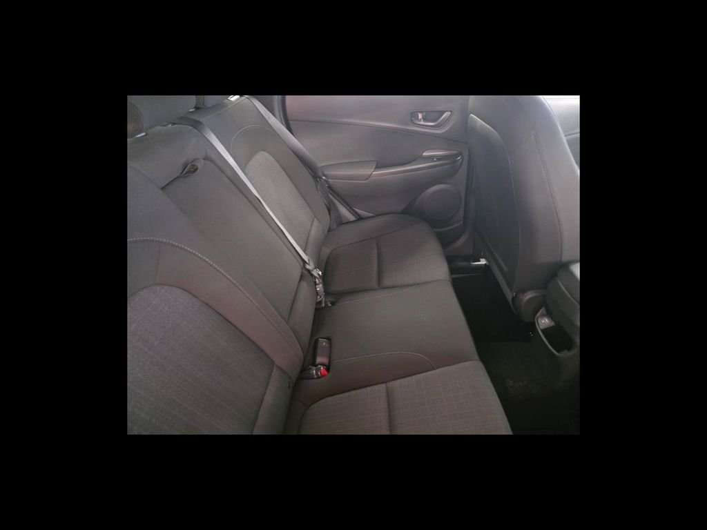 Used 2023 Red Hyundai SEL image 19
