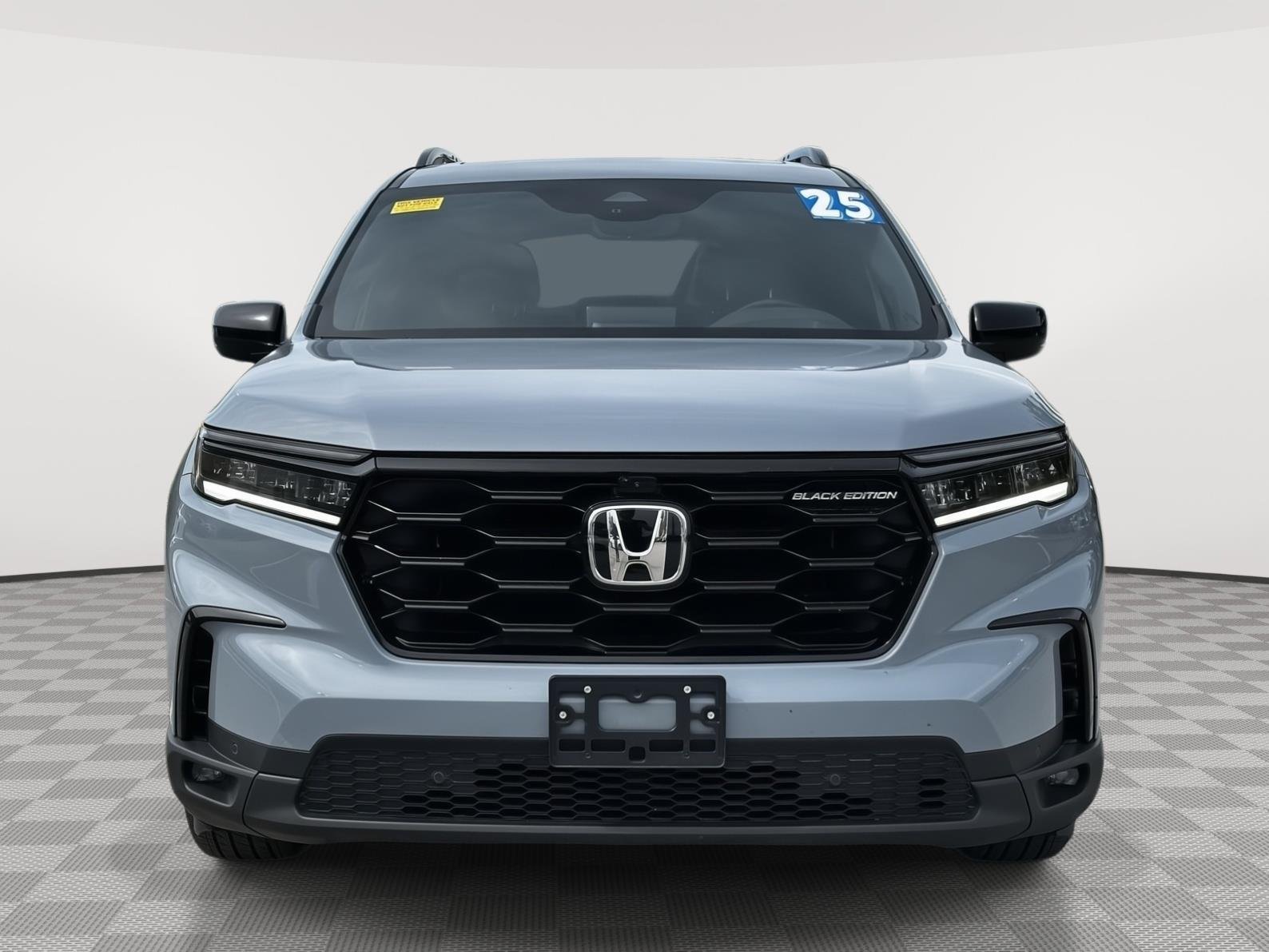 Certified 2025 Honda Pilot Black Edition with VIN 5FNYG1H95SB067639 for sale in Kansas City
