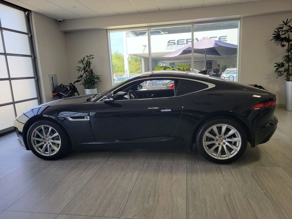 Used 2017 Black Jaguar Base image 2