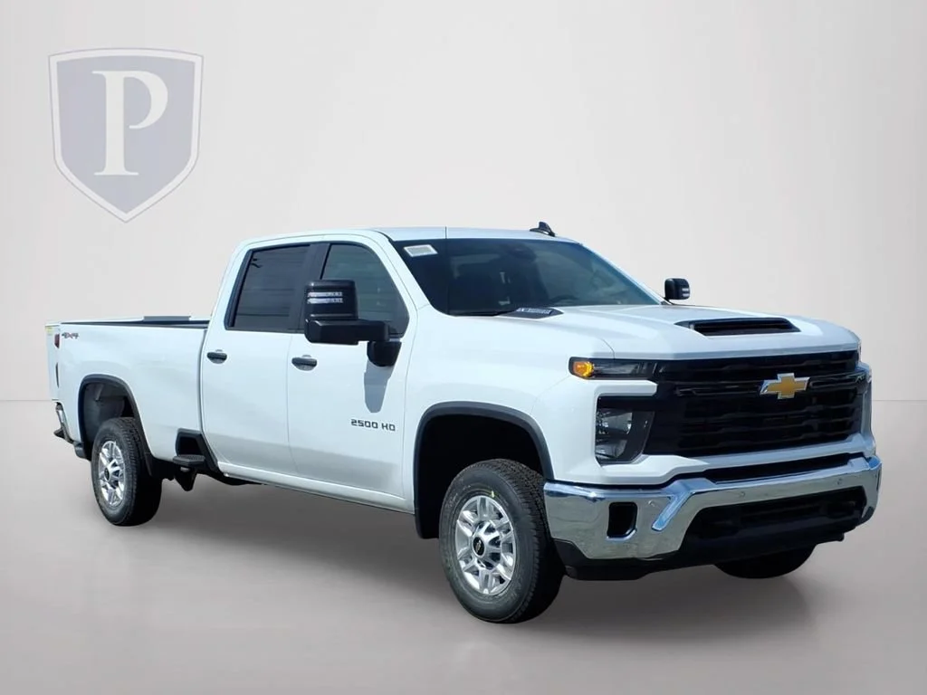 New 2026 Summit White Chevrolet WT image 1
