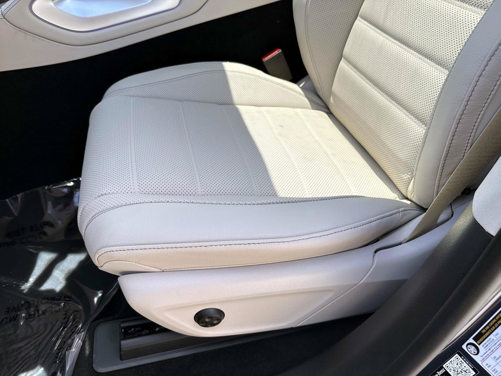 New 2026 Twilight Blue Metallic Mercedes-Benz 350 SUV image 22
