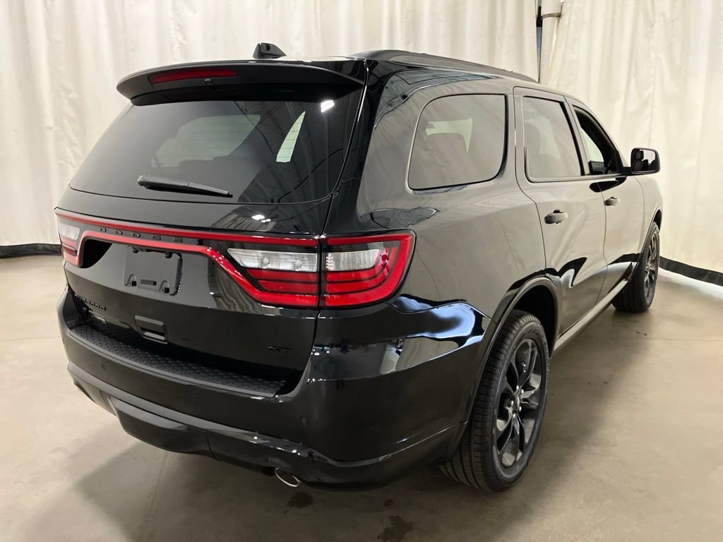 New 2026 Diamond Black Clear-Coat Exterior Paint Dodge GT Plus image 28
