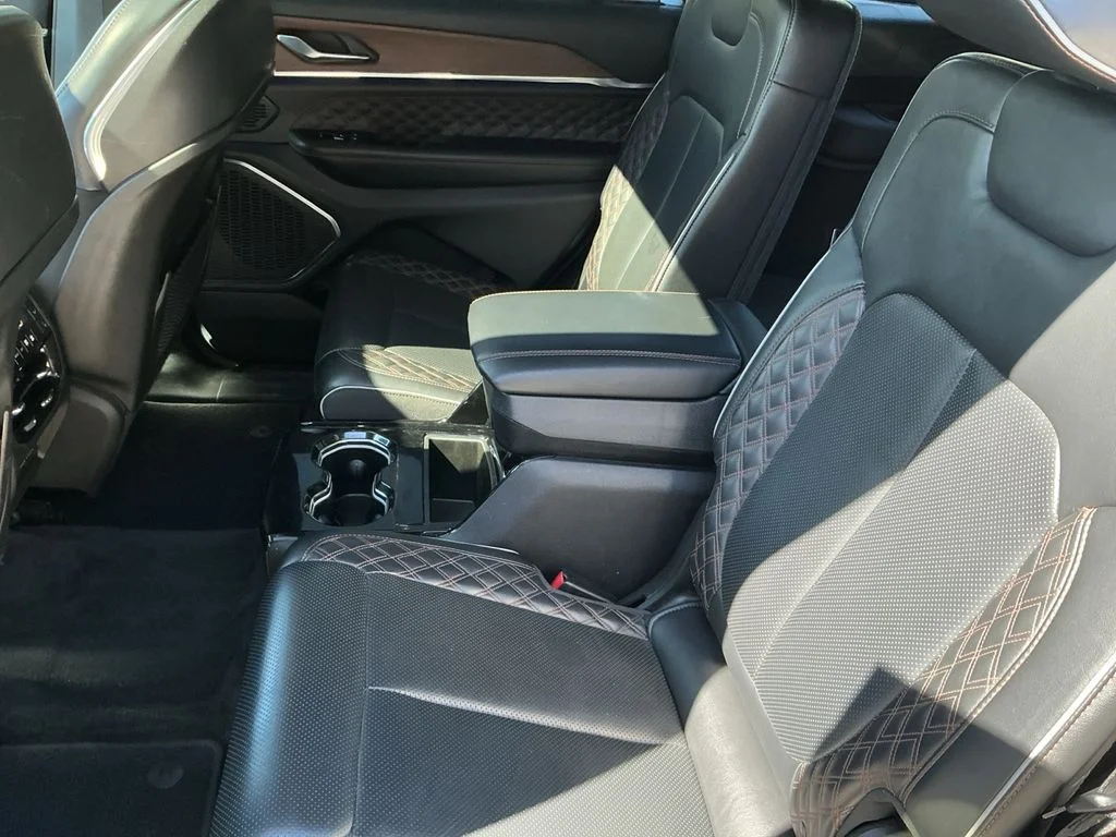 Used 2021 Gray Jeep Summit image 17