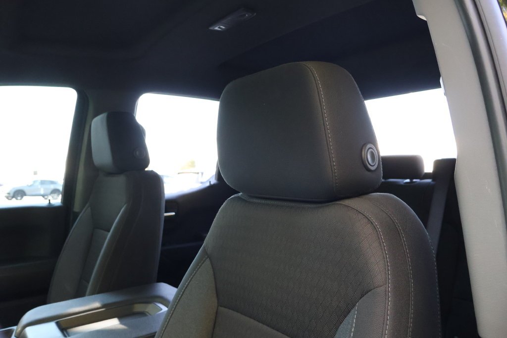 2024 Chevrolet Silverado 1500 Custom - Photo 33