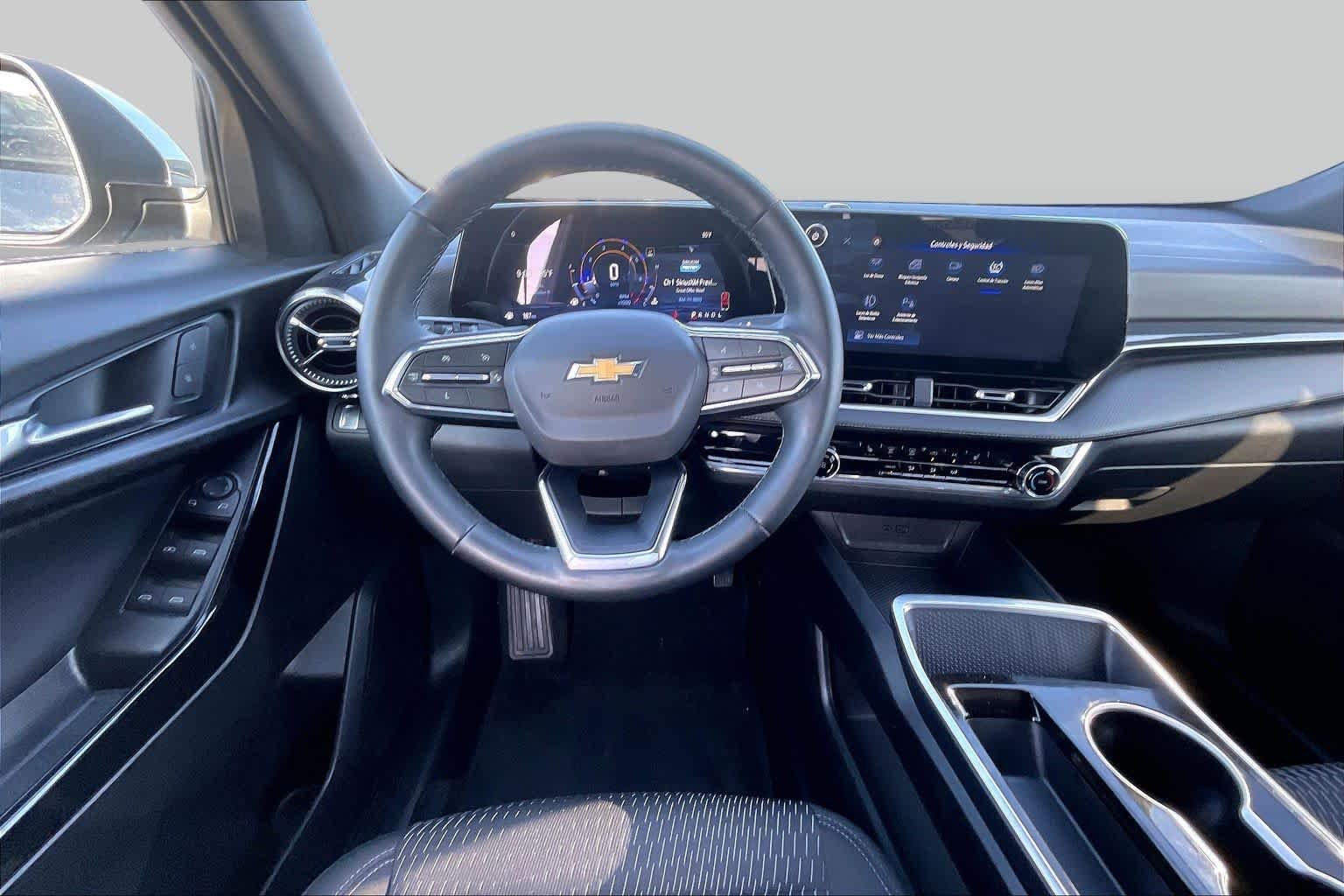 Used 2025 Sterling Gray Metallic Chevrolet LT image 6