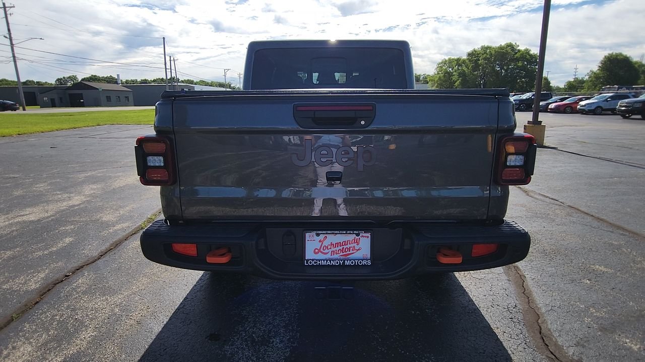 New 2026 Gray Jeep Mojave X image 7