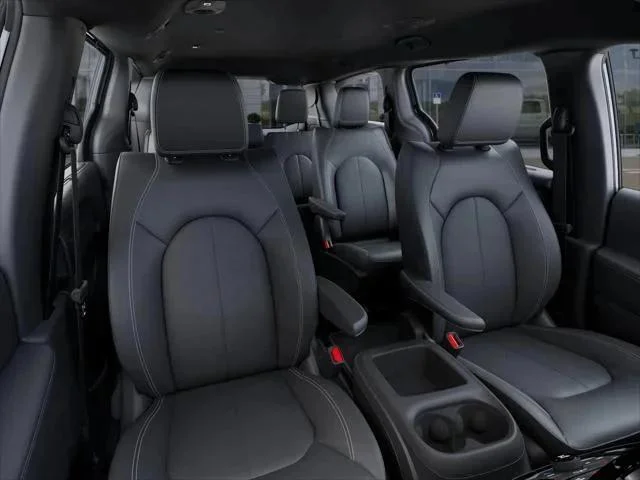 2026 Chrysler Voyager LX - Photo 72
