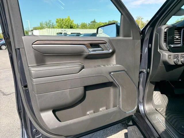 Used 2023 DARK ASH METALLIC Chevrolet LT image 22