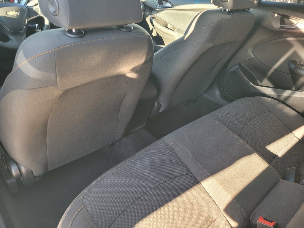 2016 Chevrolet Cruze LS - Photo 16