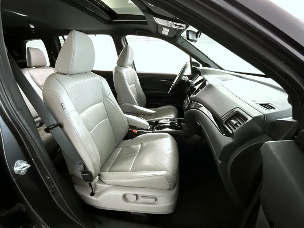 Certified Used 2021 Gray Honda Elite image 15