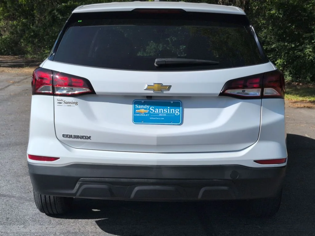 Used 2023 White Chevrolet LS image 4