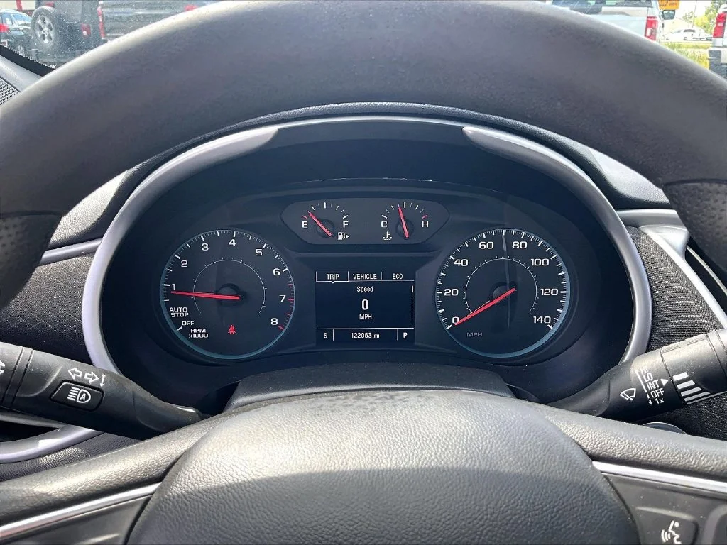 Used 2023 Gray Chevrolet LT image 21