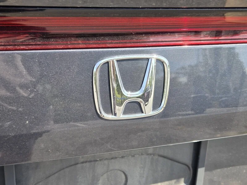 Used 2024 Meteorite Gray Metallic Honda LX image 11