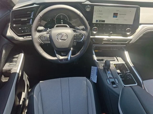 2026 Lexus TX 500h F-Sport Premium - Photo 14