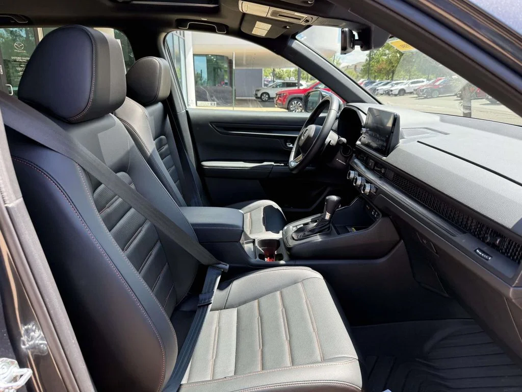 2025 Honda CR-V Sport-L - Photo 13