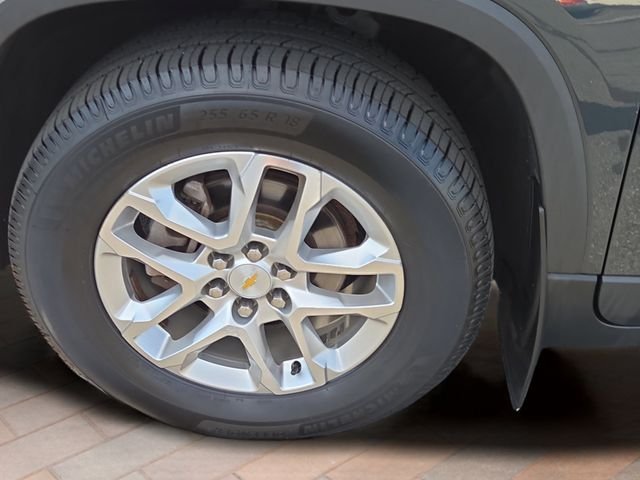 Used 2018 Gray Chevrolet LT image 26
