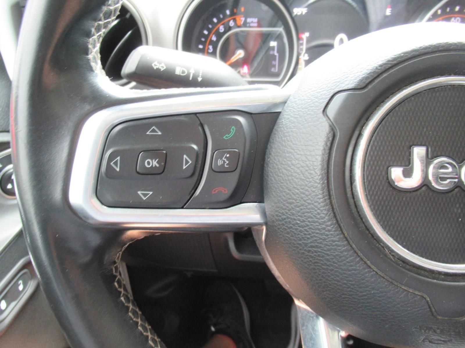 Used 2020 White Jeep Sport image 25