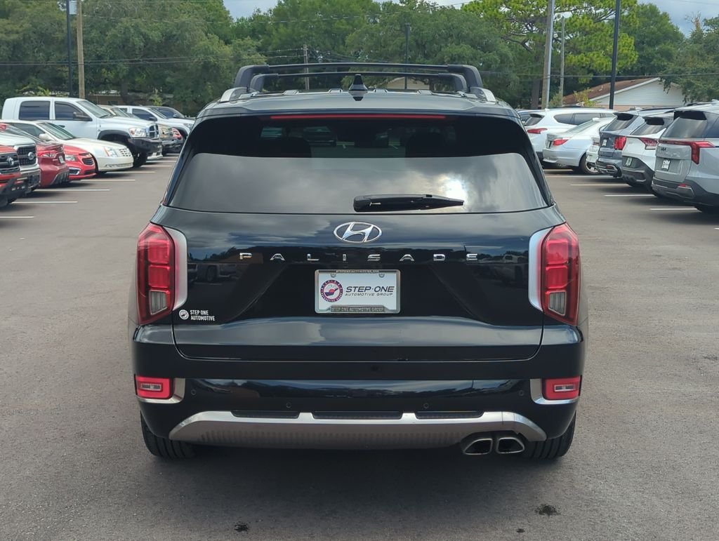 Used 2022 Black Hyundai Calligraphy image 6
