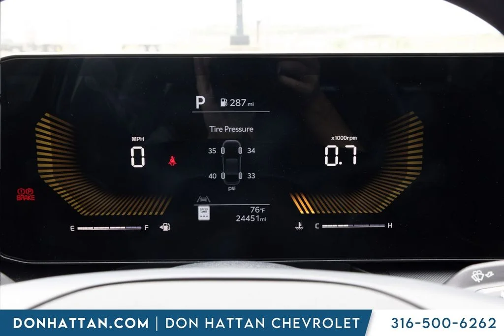 Used 2025 Black Kia LXS image 6